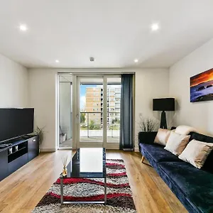https://amazing-2-bed-2-bath-flat-in-canary-wharf.brighton-hotels-england.com